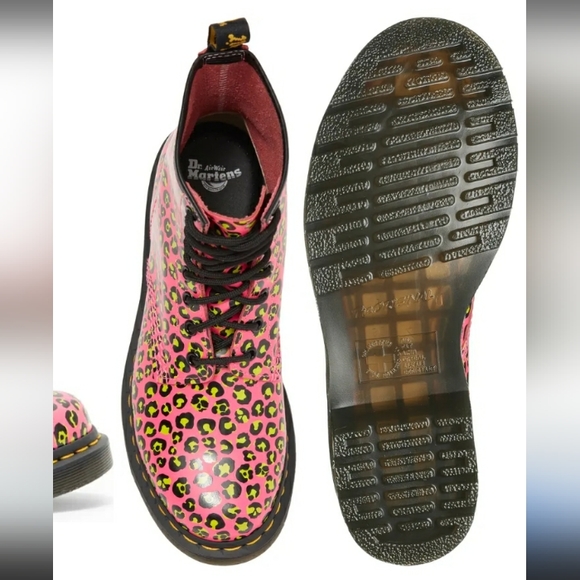 1460 Water-Repellent Leather Boot - Picture 4 of 9